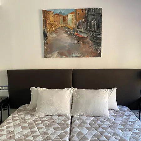 Apartman Lc Cesar Augusto Zaragoza