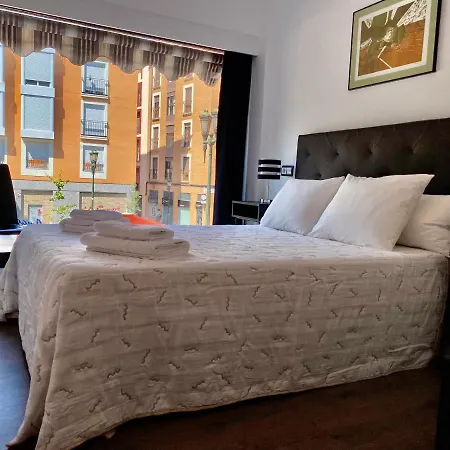 Lc Cesar Augusto Apartment