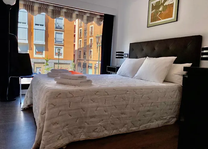 Lc Cesar Augusto Apartmán