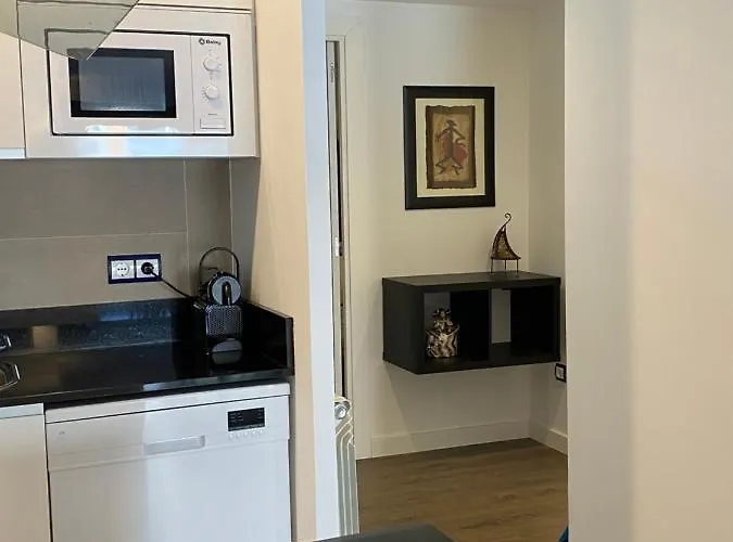 Lc Cesar Augusto Apartmán