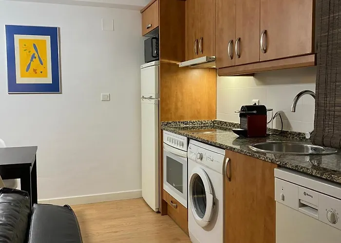 Lc Cesar Augusto Apartmán *